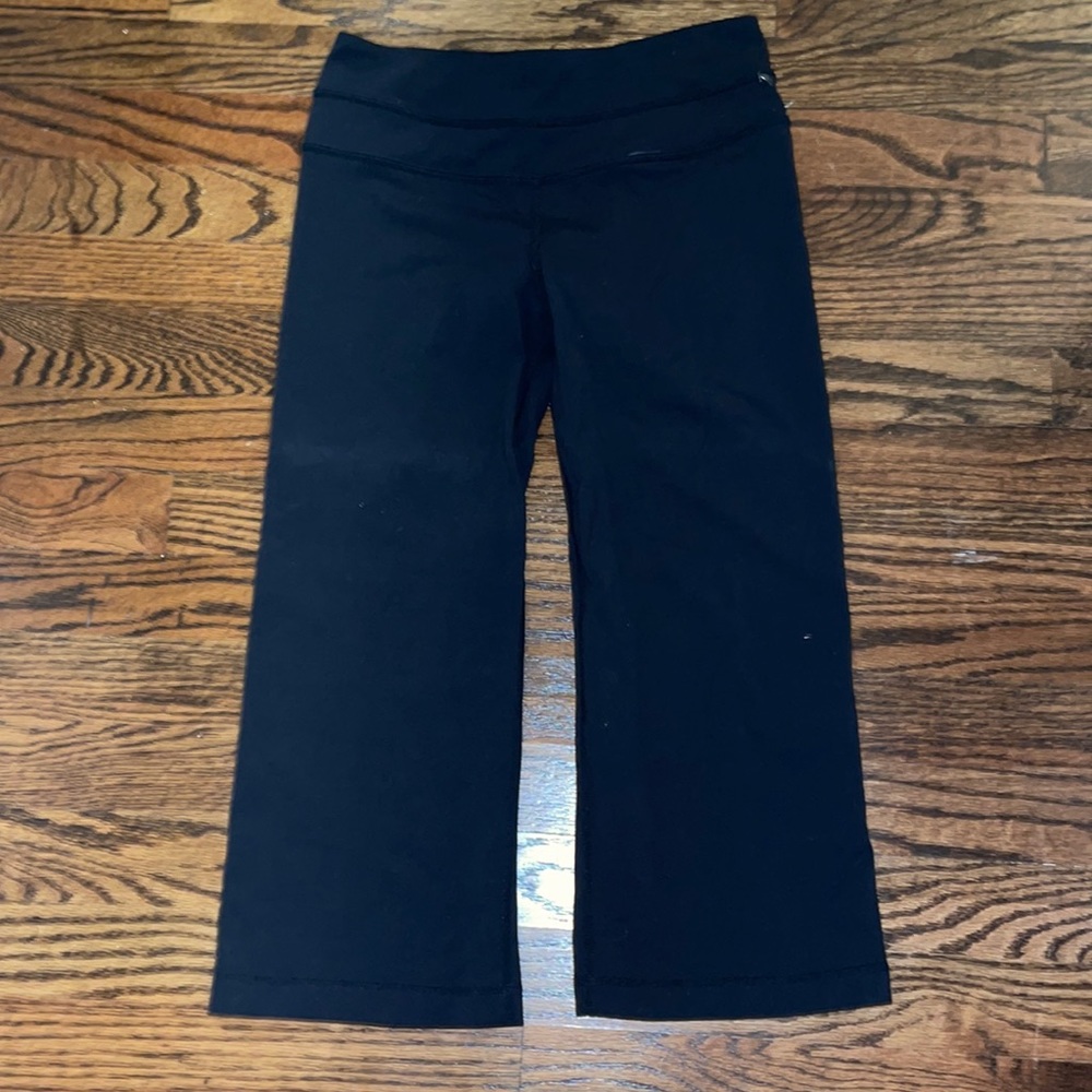lululemon cropped flare legging